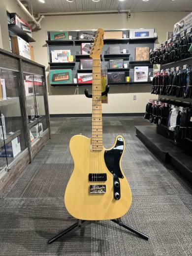 Fender Noventa Telecaster, Maple Fingerboard - Vintage Blonde